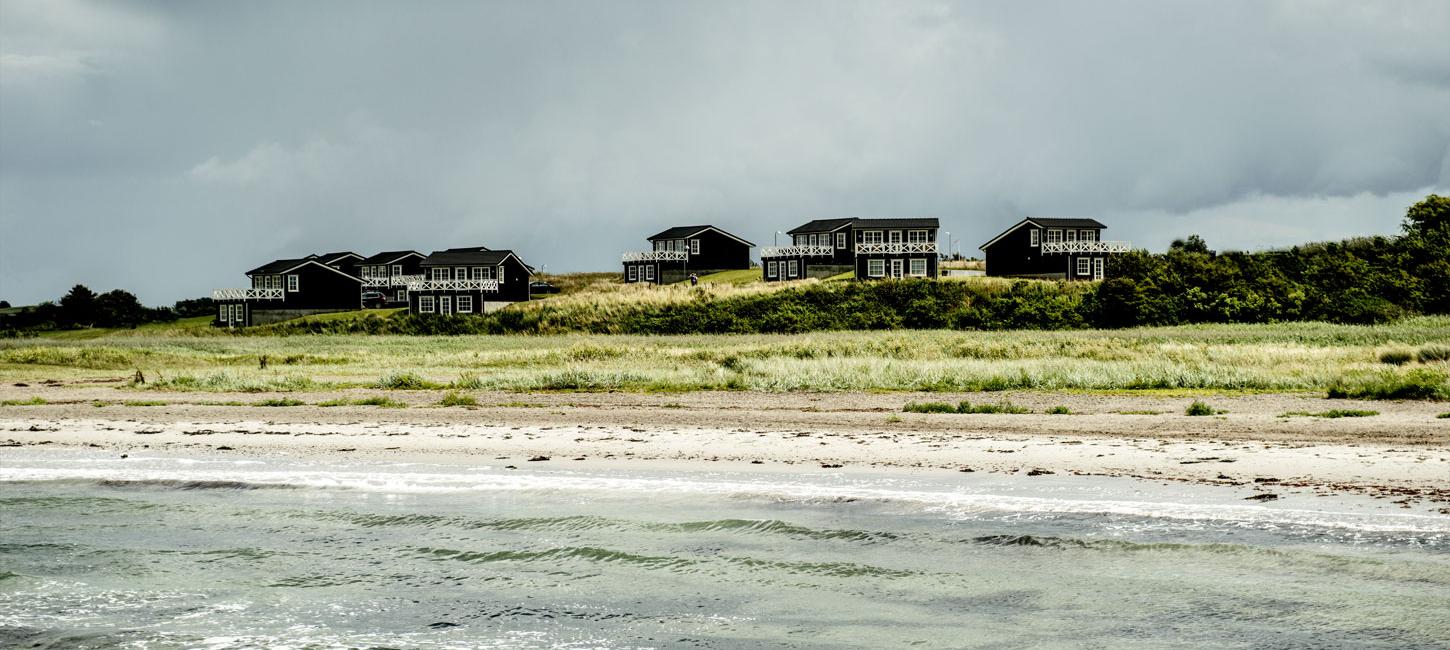 Sommerhuse i første række til havet