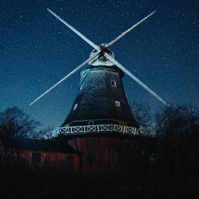 Stjernehimmel ved Lindelse Mølle på Sydlangeland